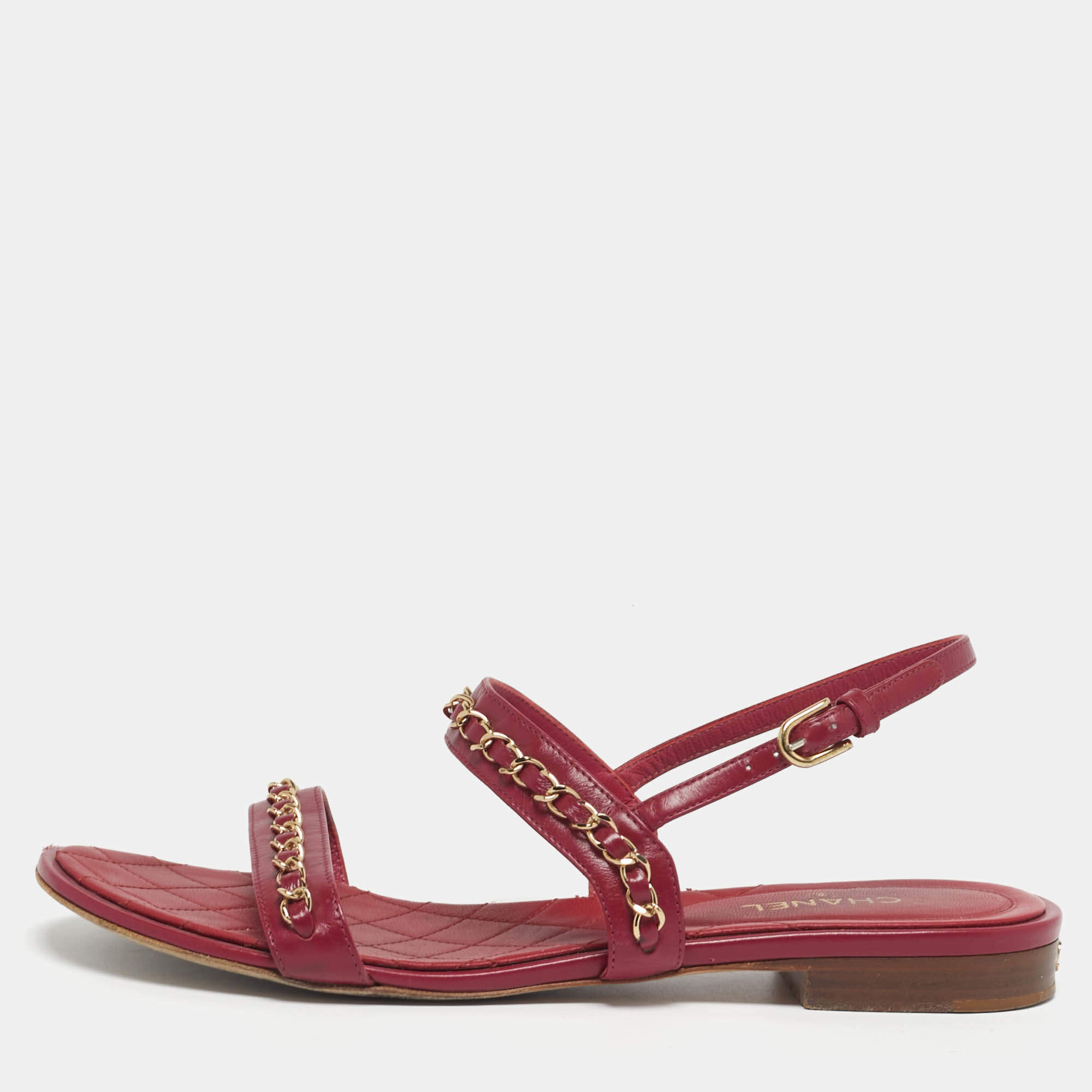 Pre Owned Chanel CC Size 39.5 Red Leather Chain Detail Slingback Flat Sandals