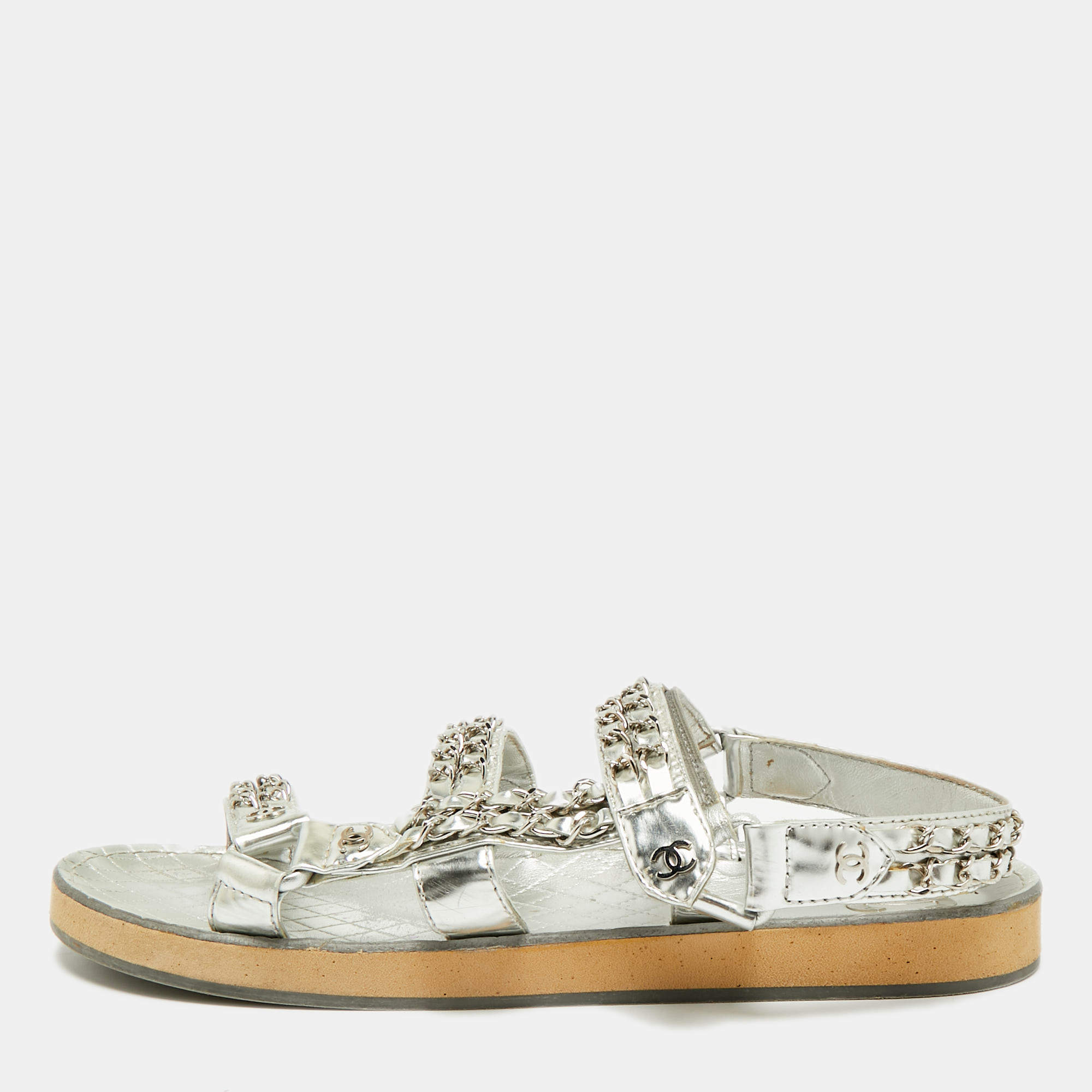 Pre Owned Chanel CC Size 40.5 Silver Leather Chain Detail Ankle Strap Flat Sandals