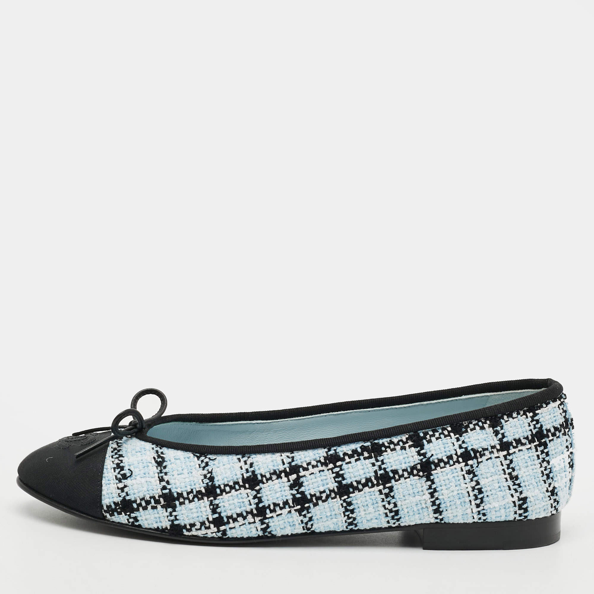 Pre Owned Chanel CC Size 40.5 Blue/Black Tweed and Grosgrain Cap Toe Bow Ballet Flats