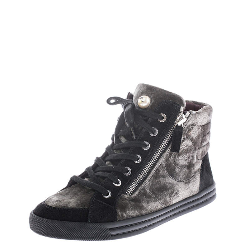 Chanel Black Leather CC Double Zip Accent High Top Sneakers Size