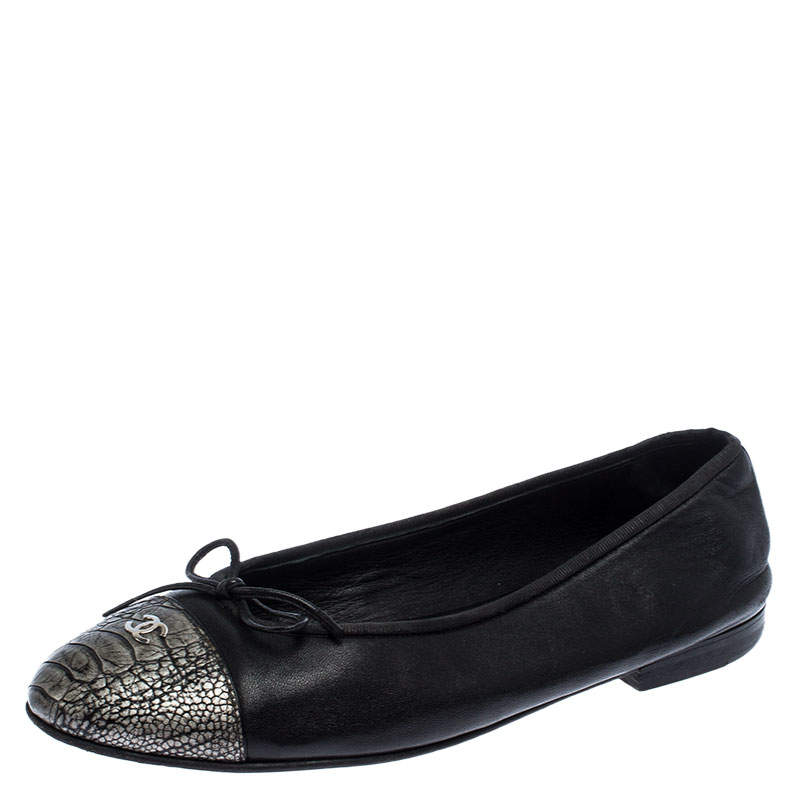 Pre Owned Chanel Black Leather Bow CC Cap Toe Ballet Flats Size 40