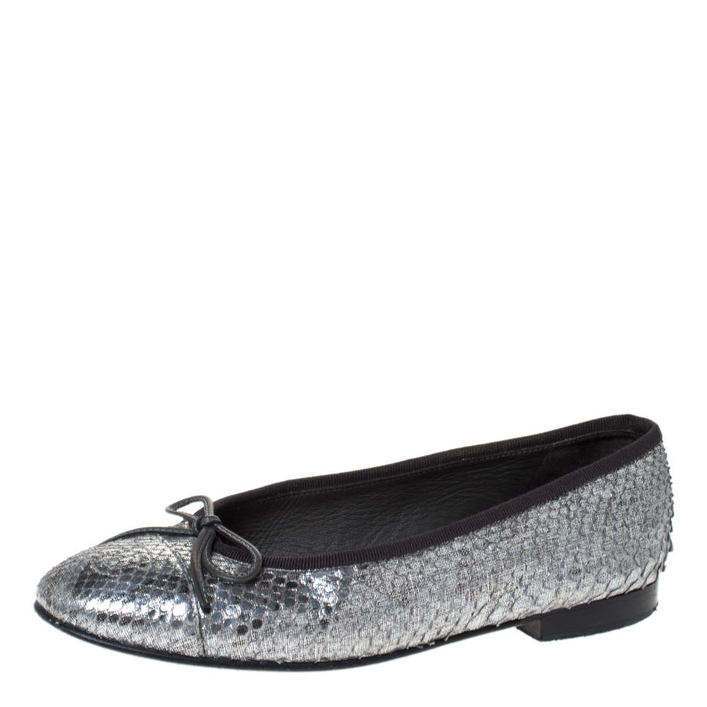 Chanel Metallic Silver Python CC Bow Cap Toe Ballet Flats Size 35.5
