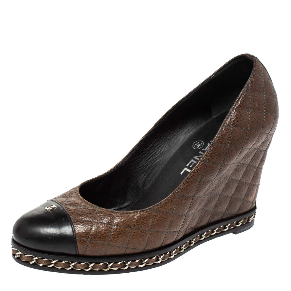 Pre Owned Chanel Brown/Black Quilted Leather Escarpins Wedge Pumps Size 38.5