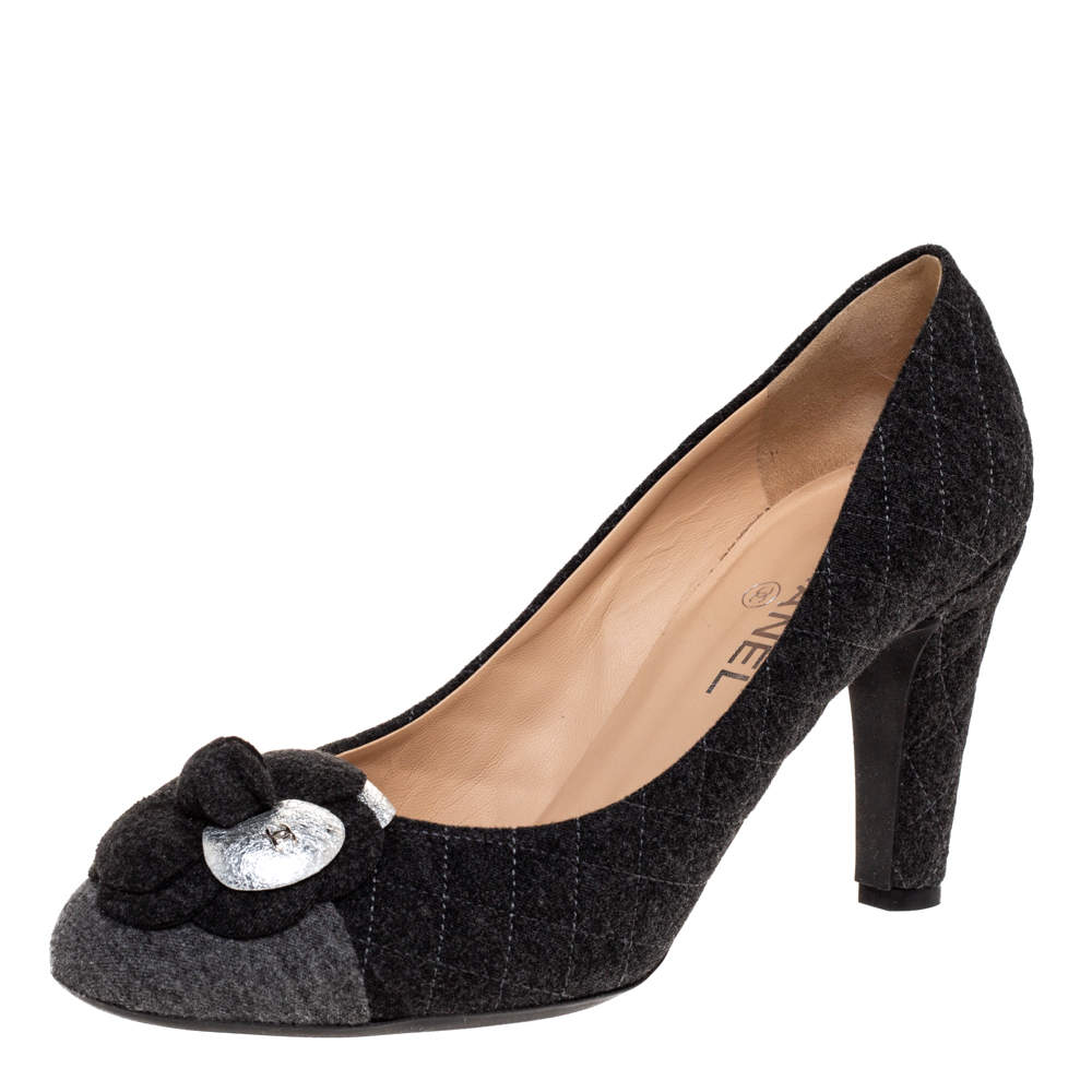 مملوكة مسبقًا حذاء كعب عالى شانيل غطاء مقدمة كاميليا سىى سي صوف مبطن لونين مقاس 41