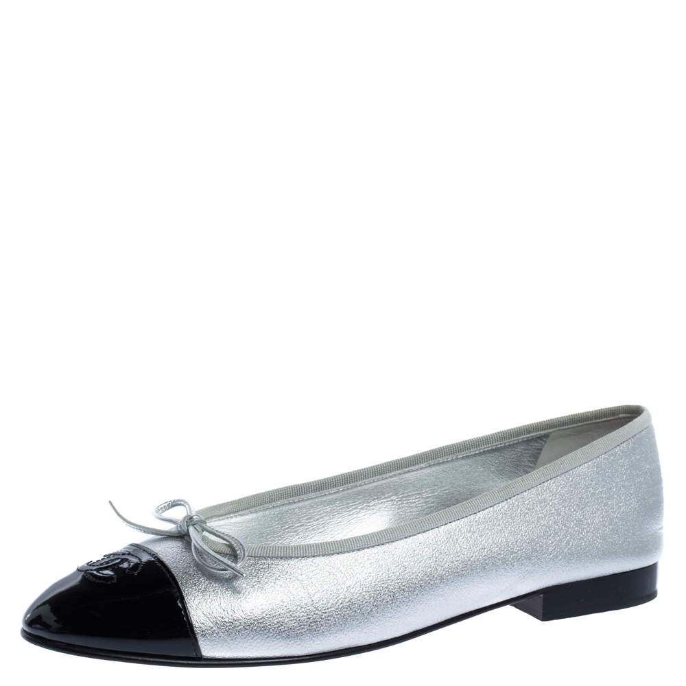 Chanel Silver/Black Leather And Patent Bow CC Cap Toe Ballet Flats Size
