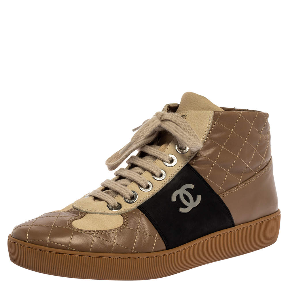 Pre Owned Chanel Tricolor Quilted Leather CC High Top Sneakers Size 39.5