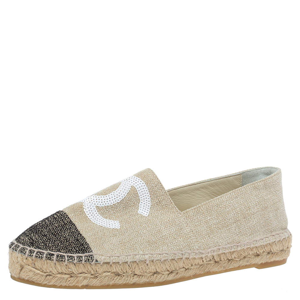 مملوكة مسبقًا Chanel Beige Canvas Sequins CC Cap Toe Espadrille Flats Size 39