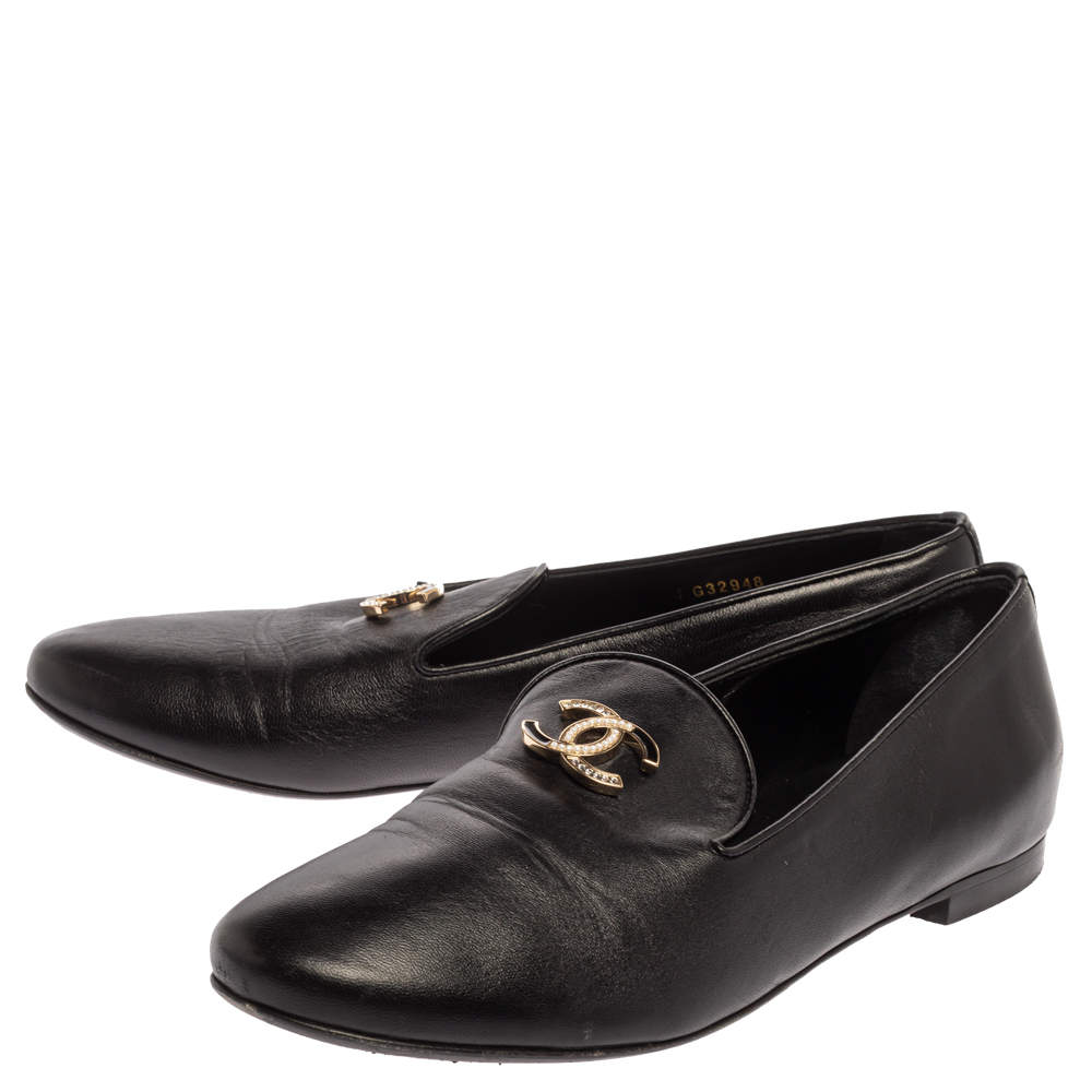 Chanel Black Leather CC Pearl Embellished Flat Loafers 40 – REDELUXE