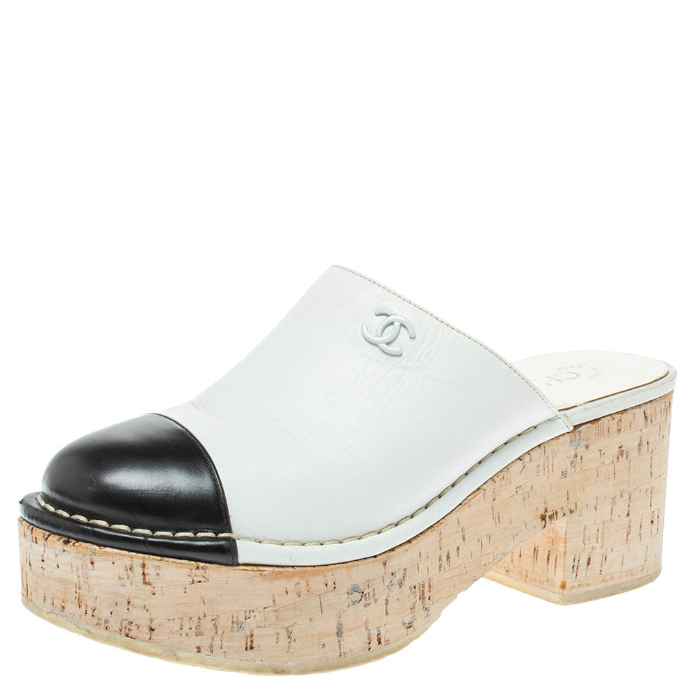 Chanel White/Black Leather CC Clogs Cap Toe Slip On Cork Platform Sandals Size  38 Chanel