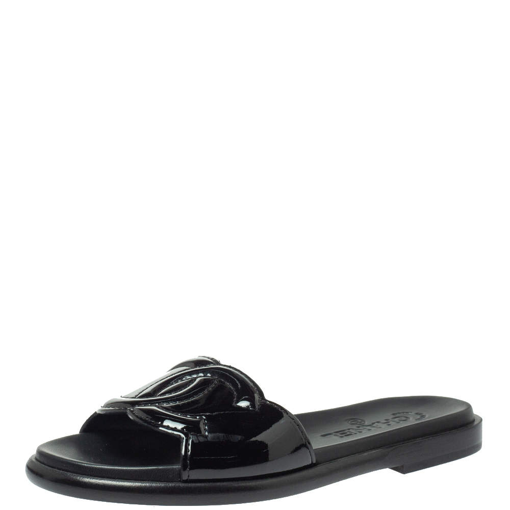 Chanel Black Patent Leather CC Slide Sandals Size 36.5