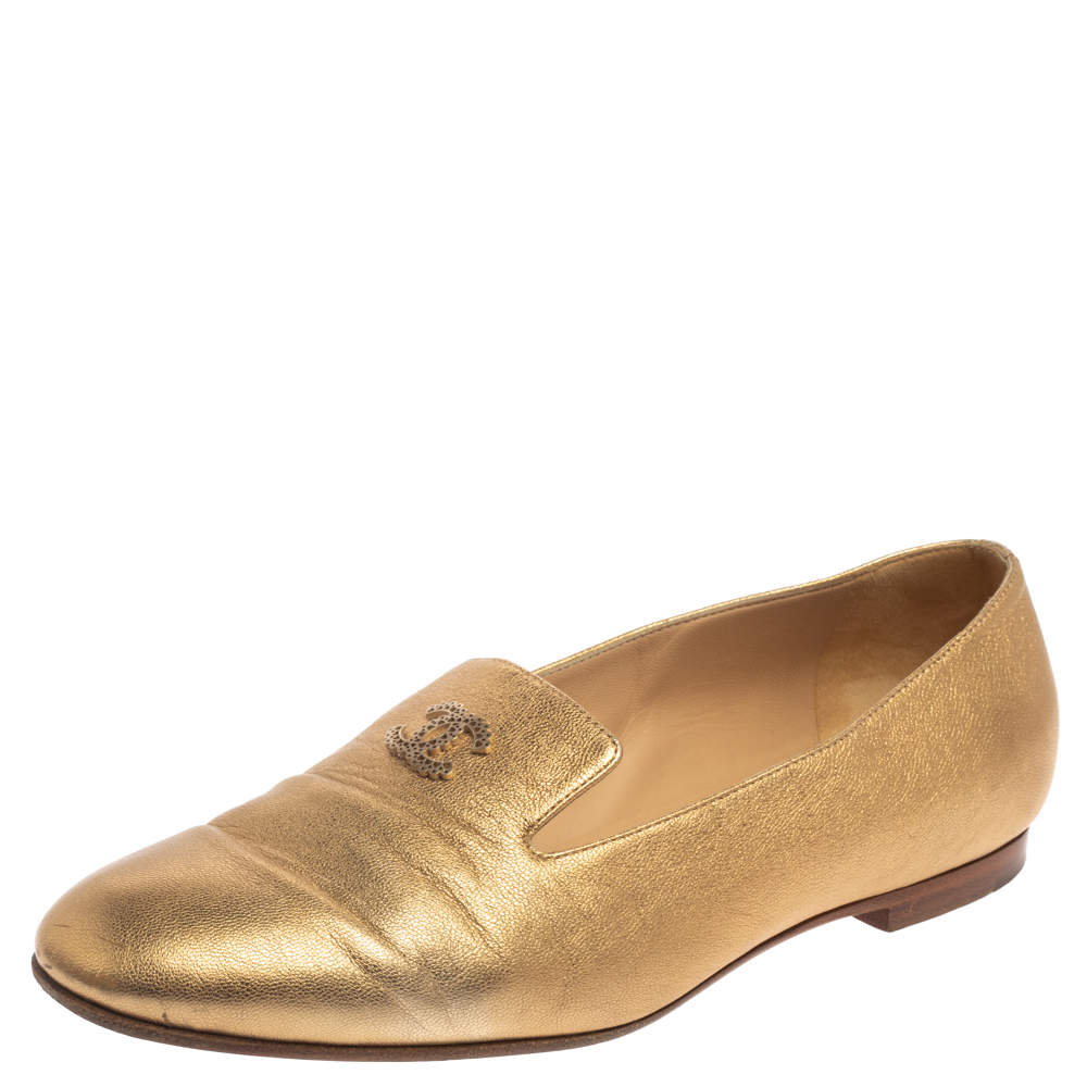 Pre Owned Chanel Metallic Gold Leather CC Embellished Loafers Size 39