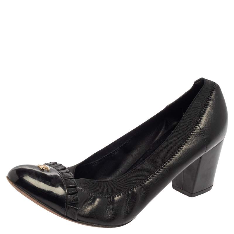 Chanel Black Leather And Elastic Cap Toe Pumps Size 38.5