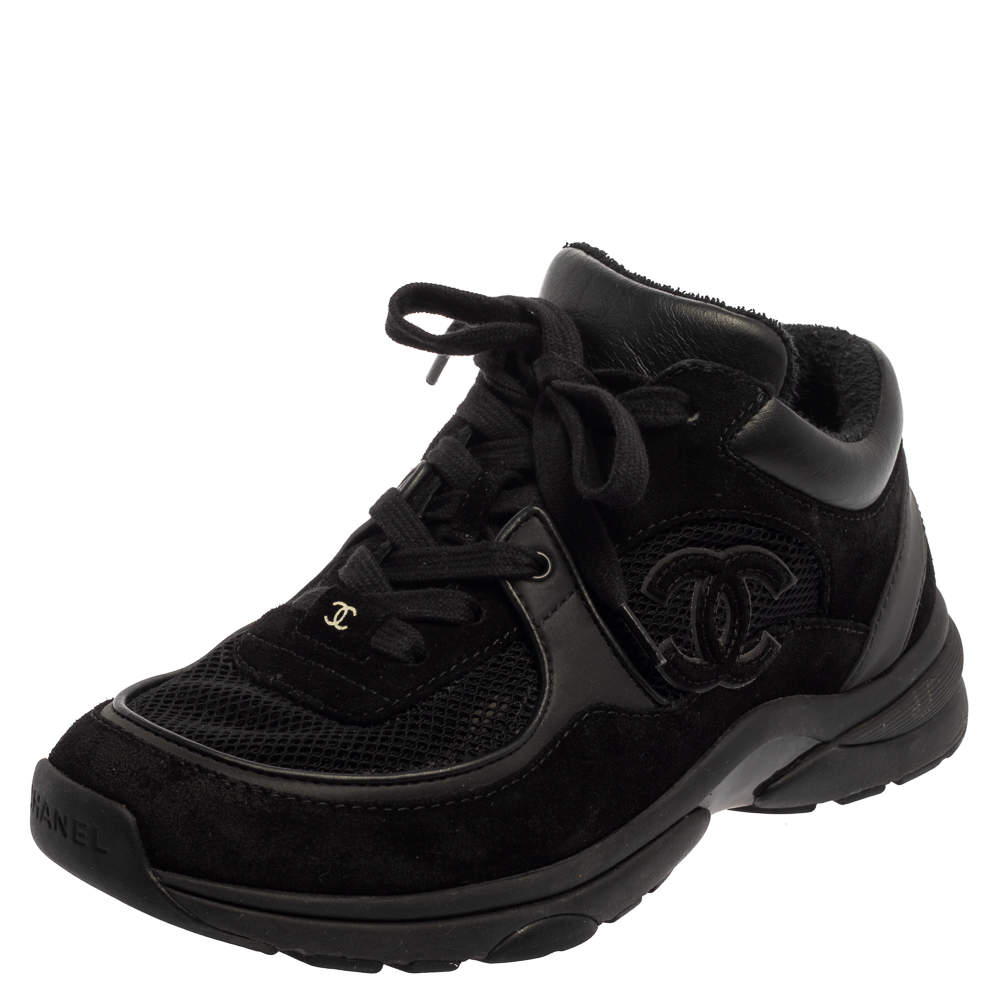 مملوكة مسبقًا Chanel Black Suede And Mesh CC Sneakers Size 37