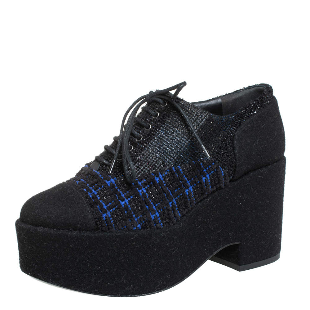 Chanel Black/Blue Wool And Tweed Cap Toe Platform Oxfords Size 36.5
