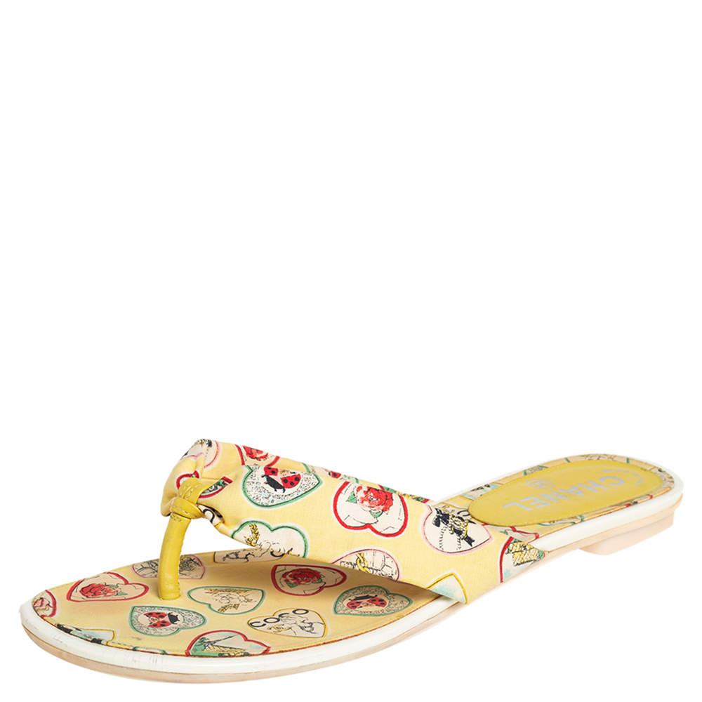 Chanel Yellow Hearts Printed Fabric Thong Sandals Size 40.5