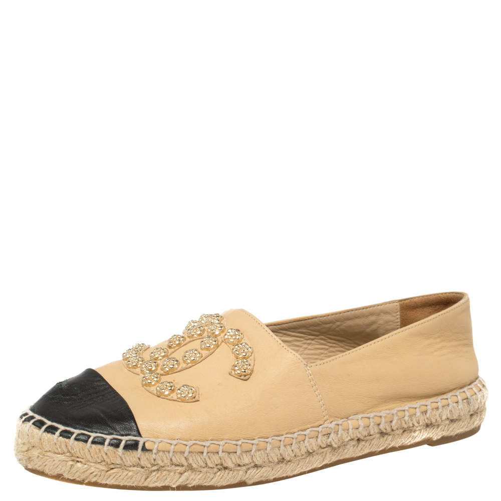 Pre Owned Chanel Beige Leather Camellia Studded Espadrilles Size 39