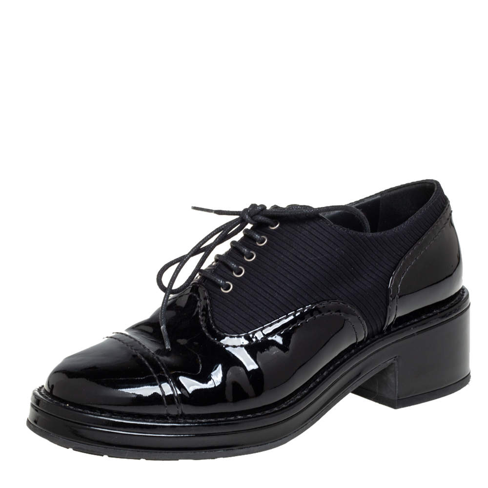 Chanel Black Patent Leather and Fabric Lace Up Block Heel Oxford Size 37