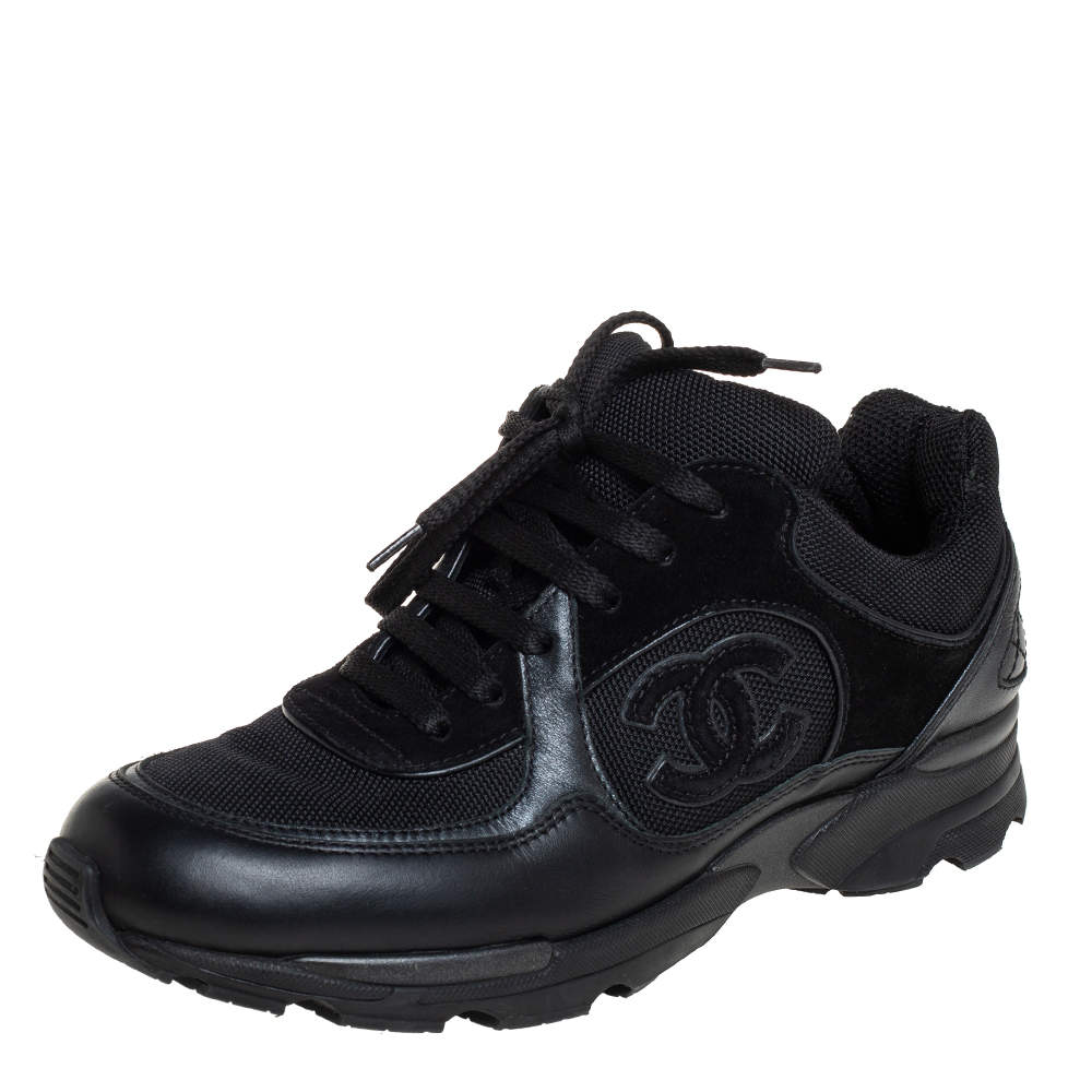 حذاء رياضي شانيل منخفض من أعلى مزين شعار الماركة سي سي جلد و شبك أسود مقاس 37.5