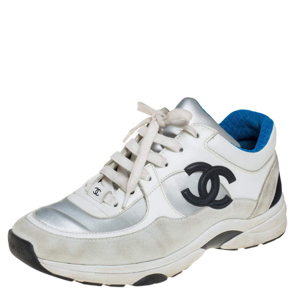 مملوكة مسبقًا Chanel White/Grey Suede, Leather And Fabric CC Low-Top Sneakers Size 38.5