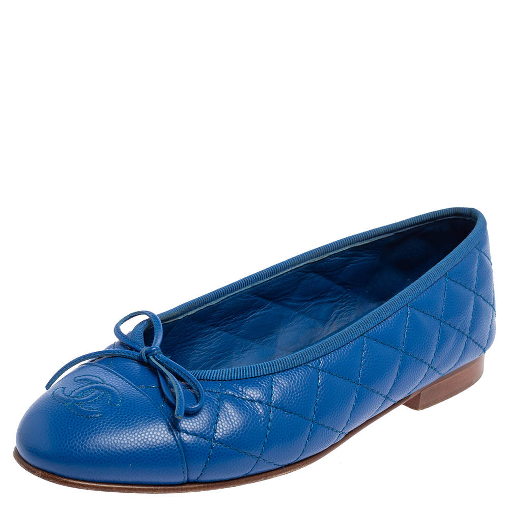Pre Owned Chanel Blue Leather CC Ballet Flats Size 36.5