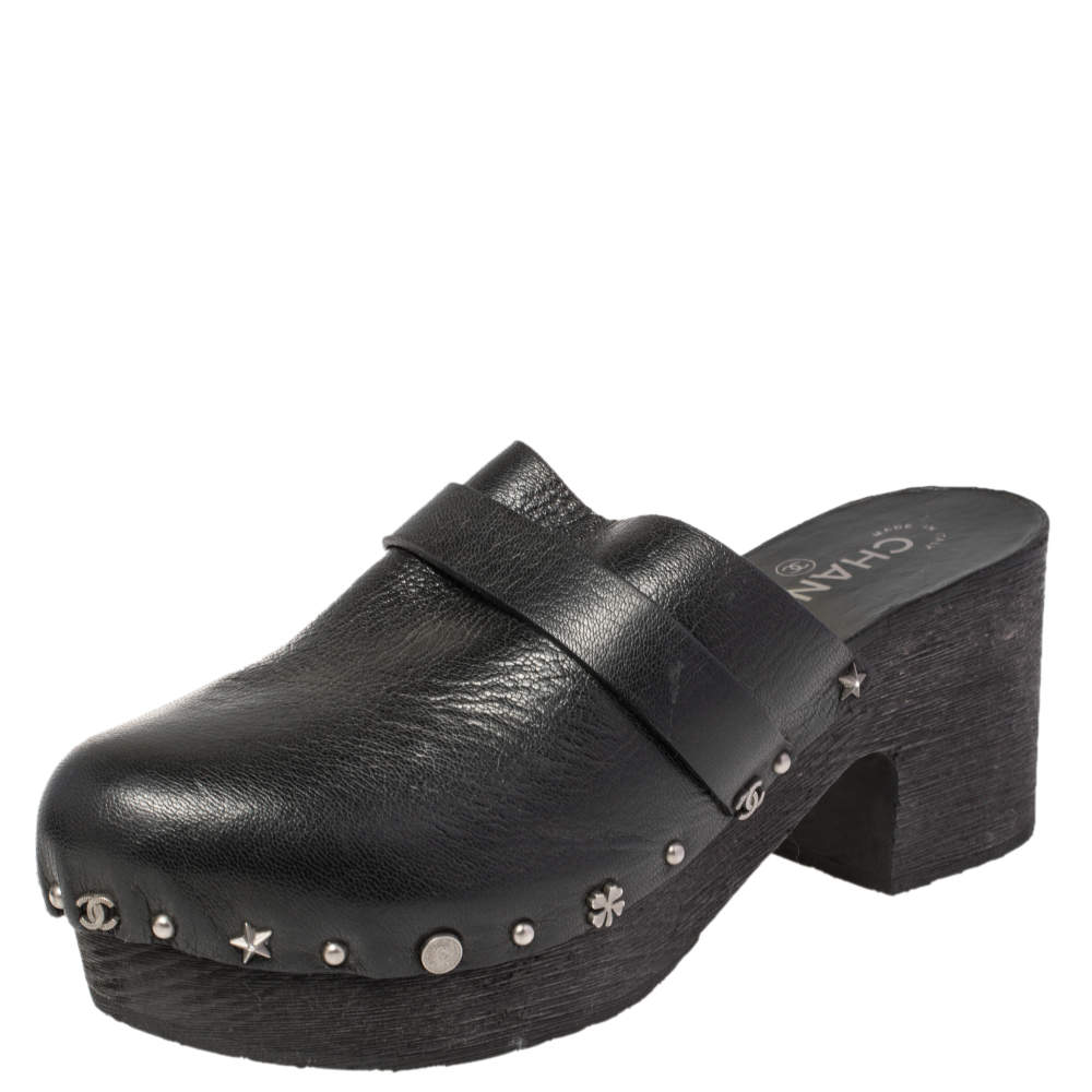 Pre Owned Chanel Black Leather Studded Clog Sandals Size 40