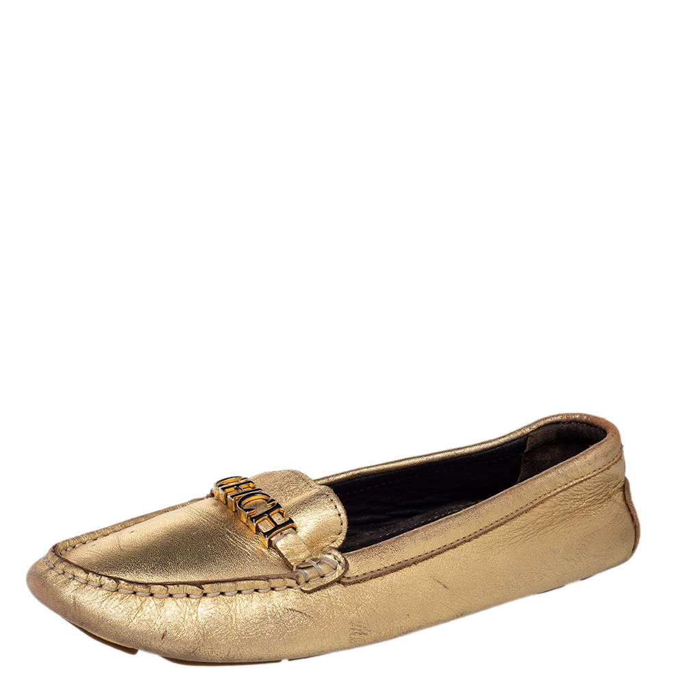 Pre Owned Carolina Herrera Gold Leather Logo Detail Slip On Loafers Size 38