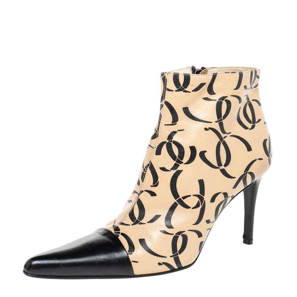 Chanel Beige/Black Leather CC Logo Ankle Boots Size 38