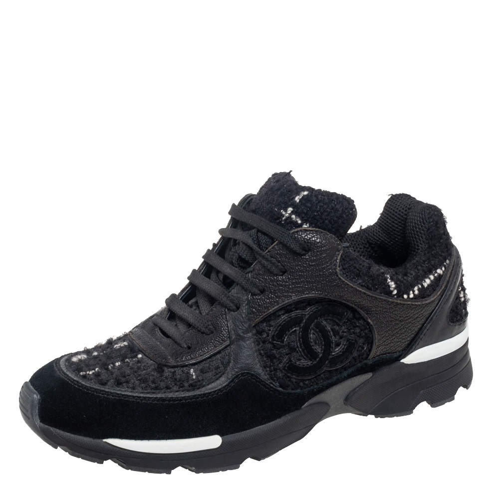مملوكة مسبقًا Chanel Black Tweed And Leather Lace Up Sneakers Size 36.5