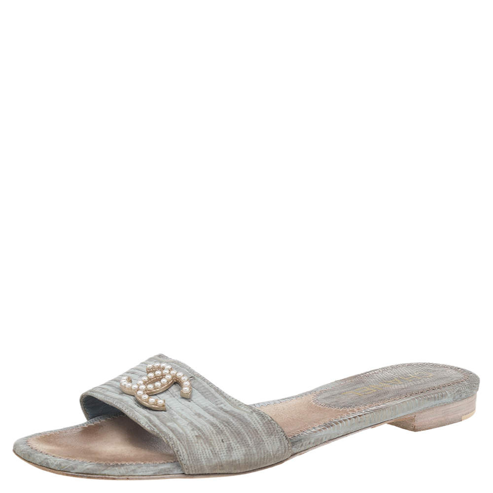 Pre Owned Chanel Multicolor Iridescent Python Embossed Leather CC Flat Slides Size 36.5