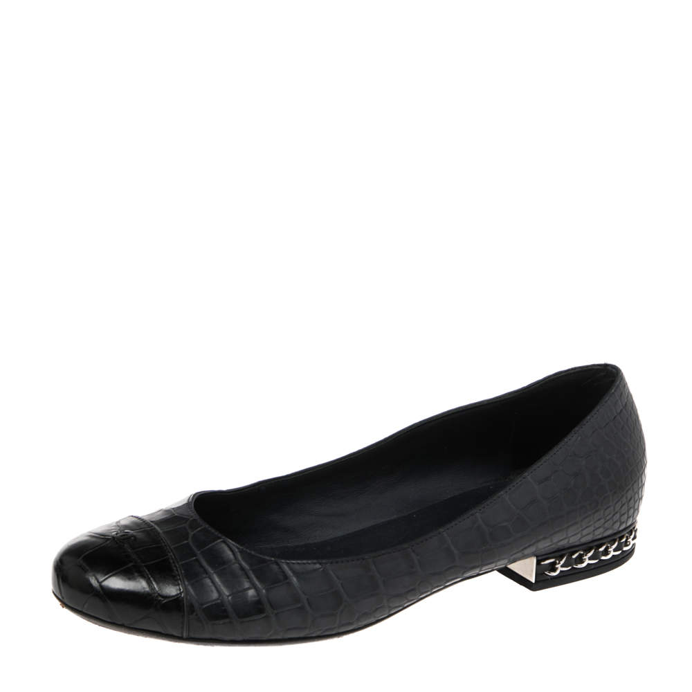 Pre Owned Chanel Blue/Black Alligator Leather CC Ballet Flats Size 39.5