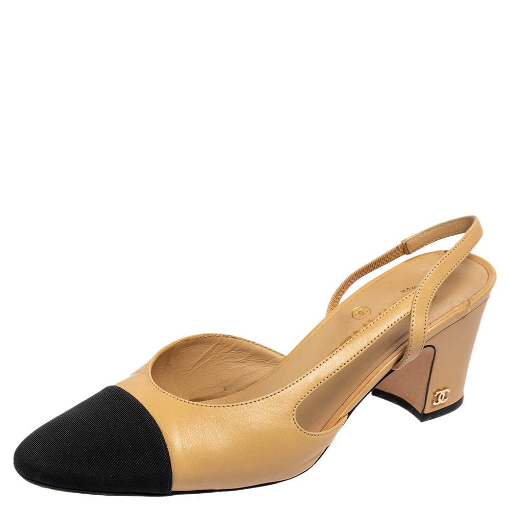 مملوكة مسبقًا Chanel Beige/Black Leather And Canvas CC Cap Toe Slingback Pumps Size 39