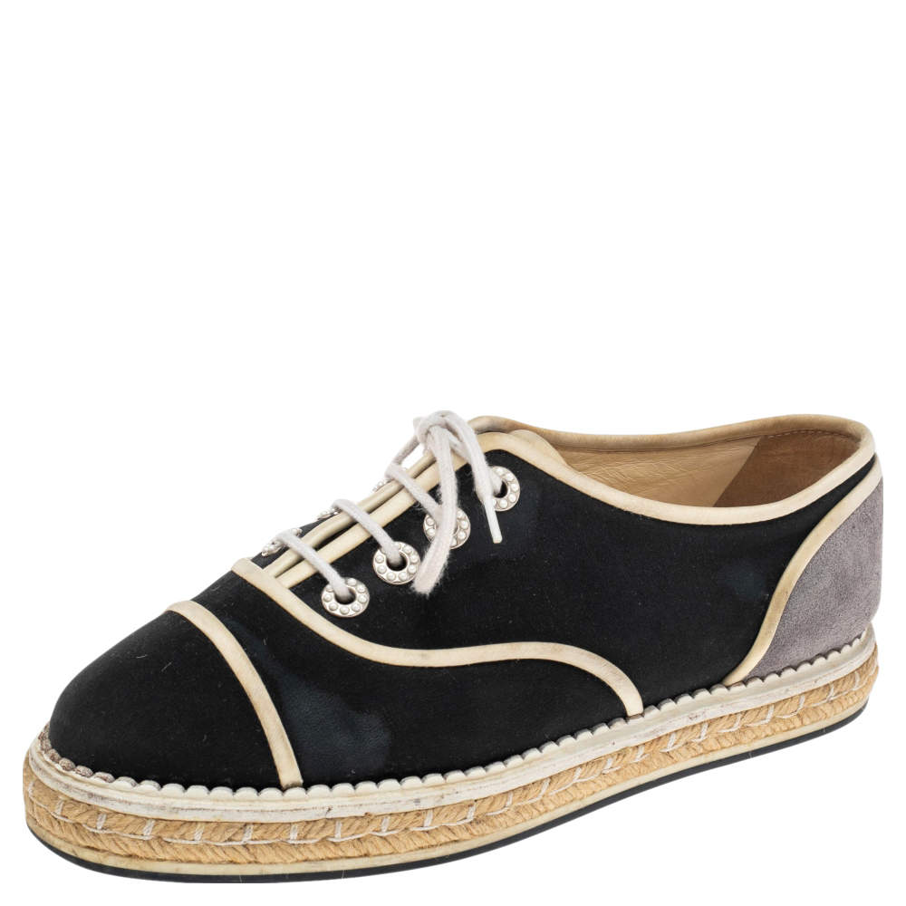 Chanel Navy Blue/Beige Suede And Canvas CC Cap Toe Espadrille Flats Size 37