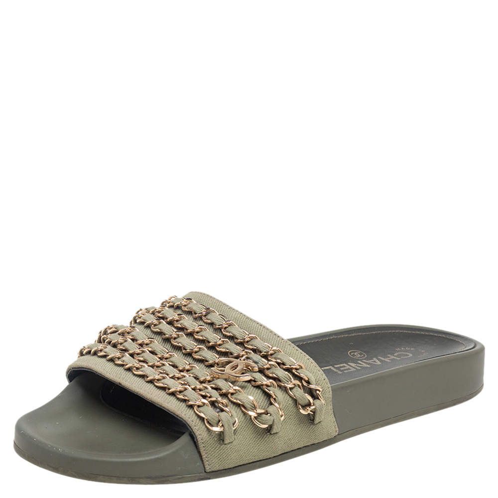 مملوكة مسبقًا Chanel Khaki Green Fabric Tropiconic Chain Detail Flat Slide Sandals Size 38