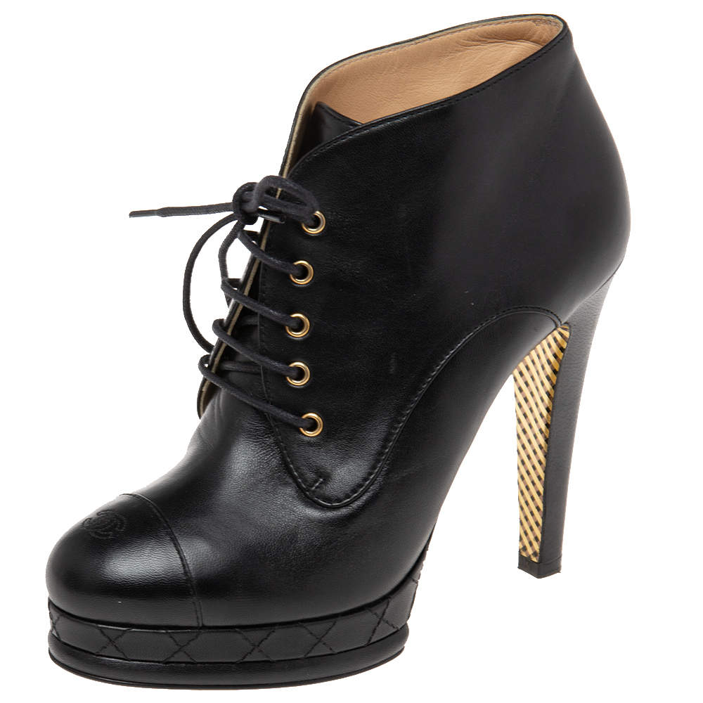 Chanel Black Leather Cap Toe Lace Up Platform Ankle Boots Size 38