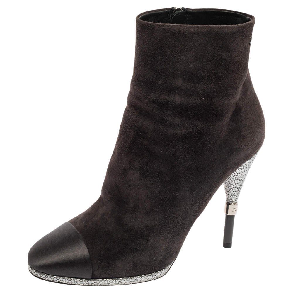Chanel Tricolor Suede And Satin CC Cap Toe Ankle Boots Size 38.5