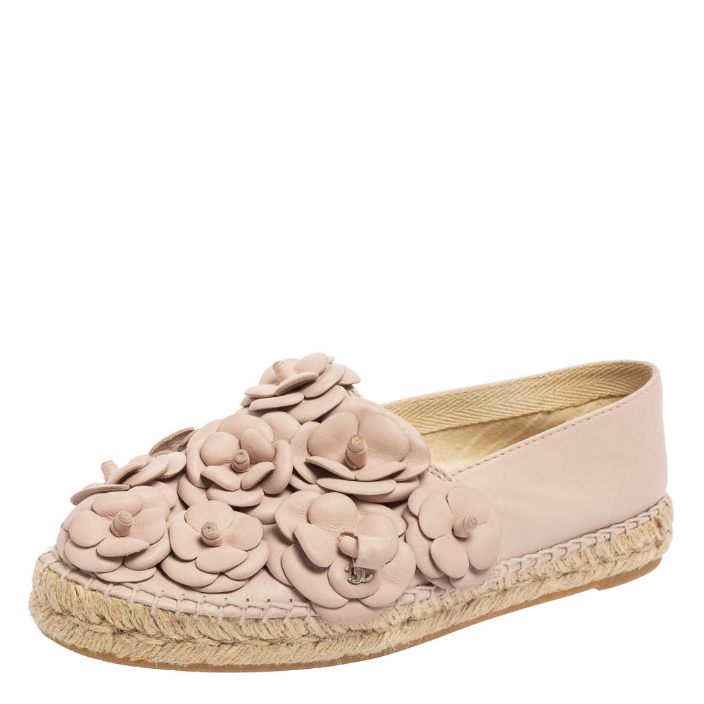 Pre Owned Chanel Dusty Pink Leather CC Camellia Flat Espadrilles Size 38