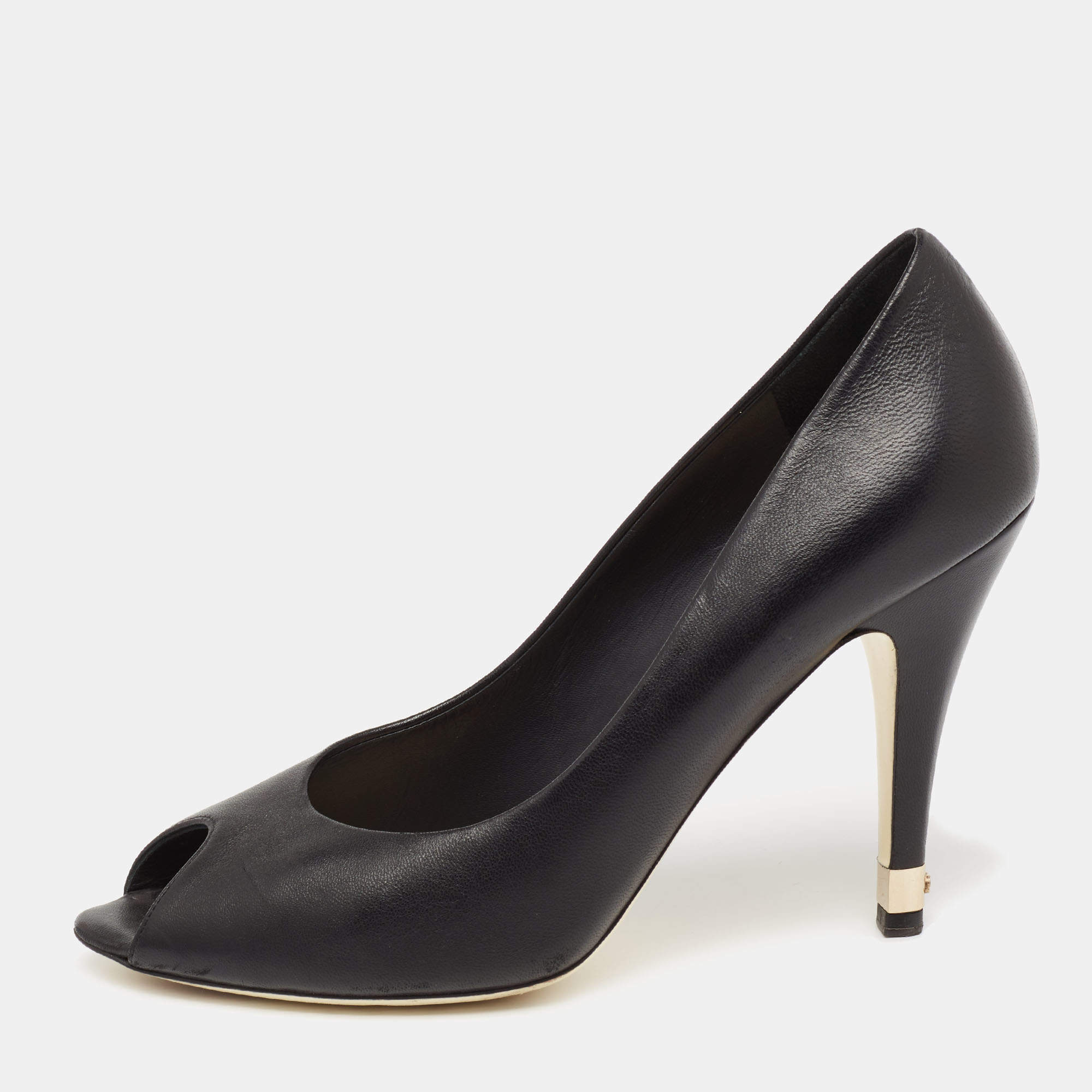 Pre Owned Chanel Black Leather CC Peep-Toe Pumps Size 40.5