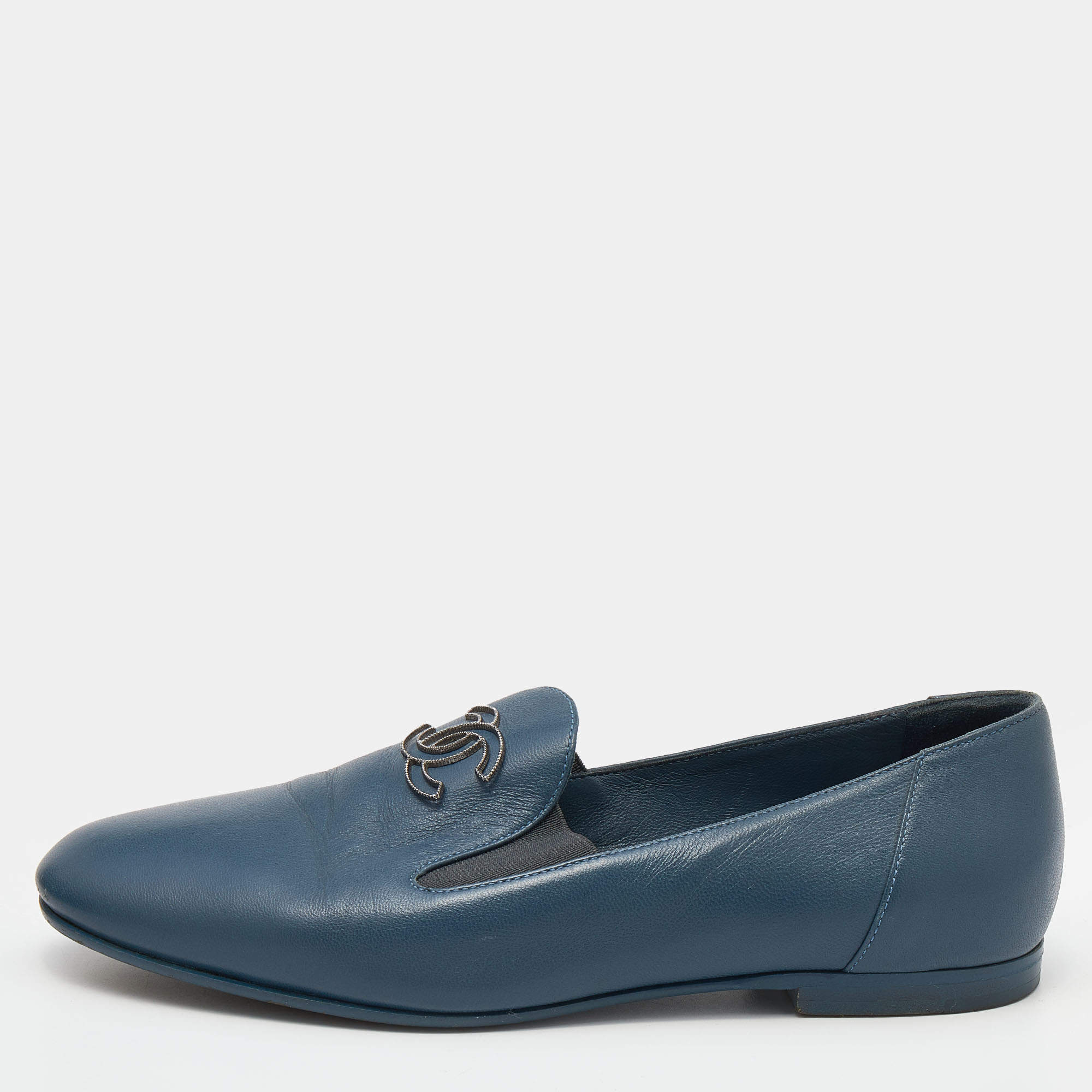 Pre Owned Chanel Blue Leather CC Slip On Loafers Size 36.5