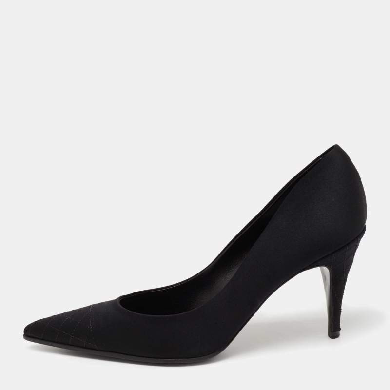 Pre Owned Chanel Black Satin Pointed Toe Pumps Size 40.5