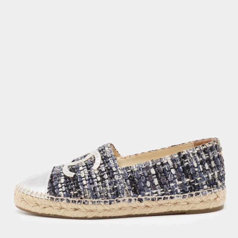 Pre Owned Chanel Silver/Blue Leather And Tweed CC Cap Toe Espadrille Flats Size 38