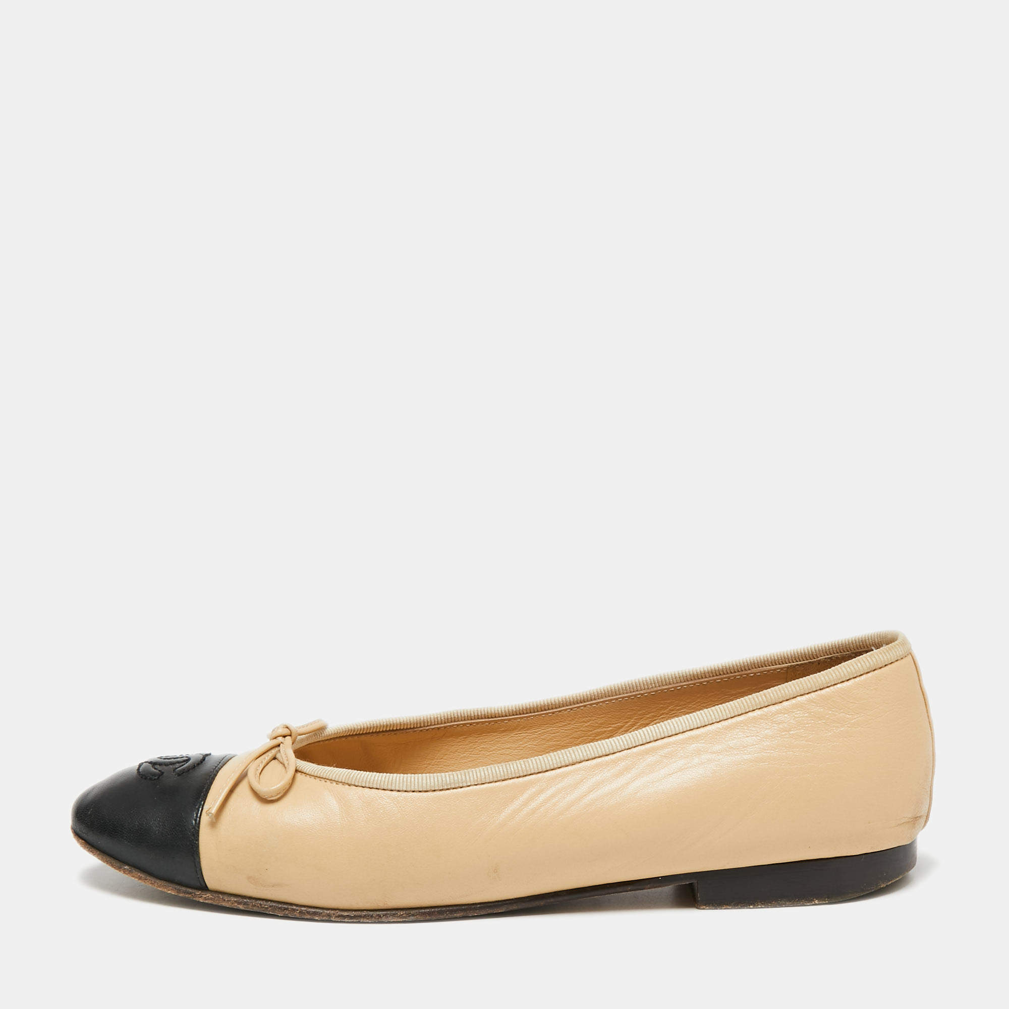 CHANEL, Shoes, Chanel Ballerina Flat Beige And Black