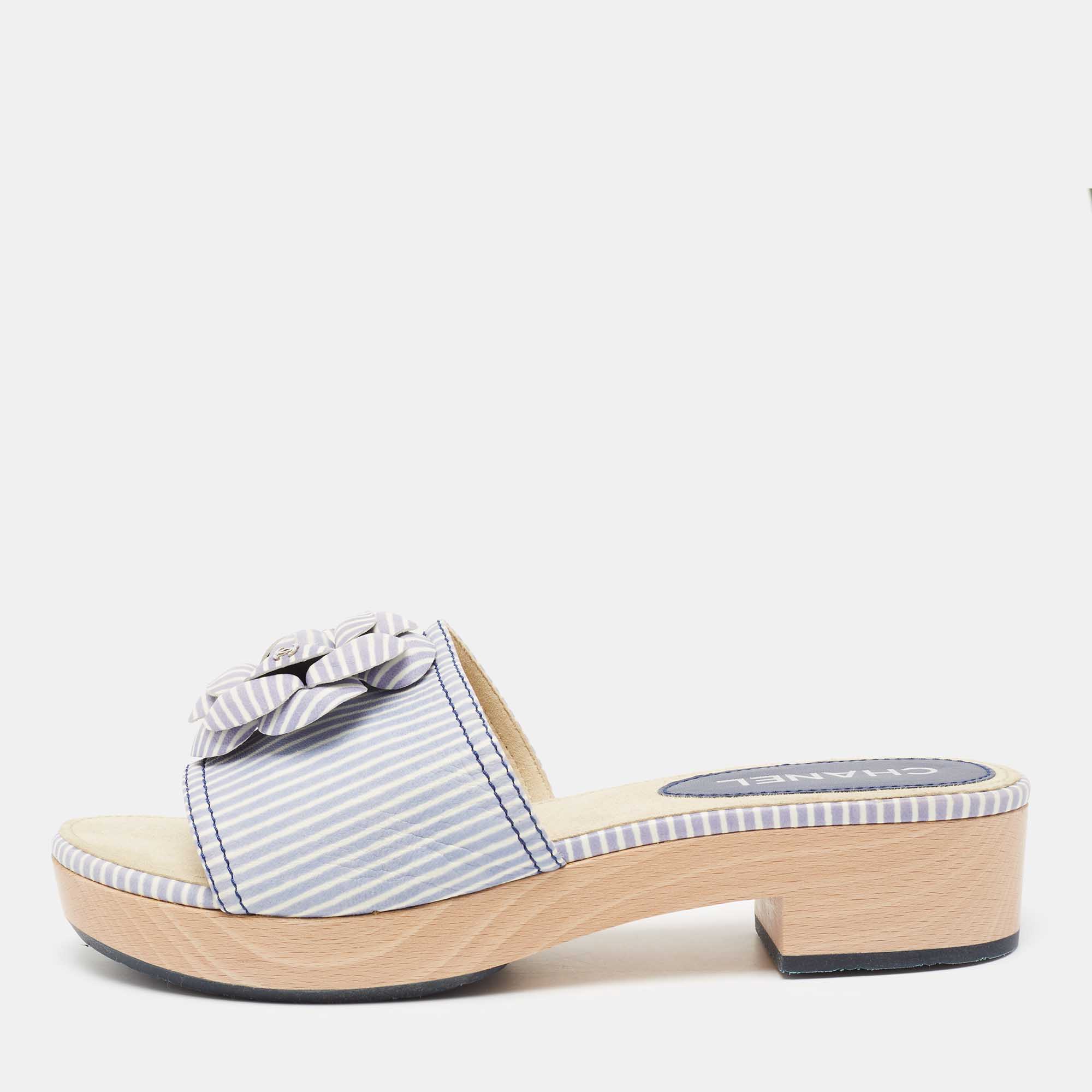 Chanel Blue/White Leather CC Flower Platform Slide Sandals Size 39