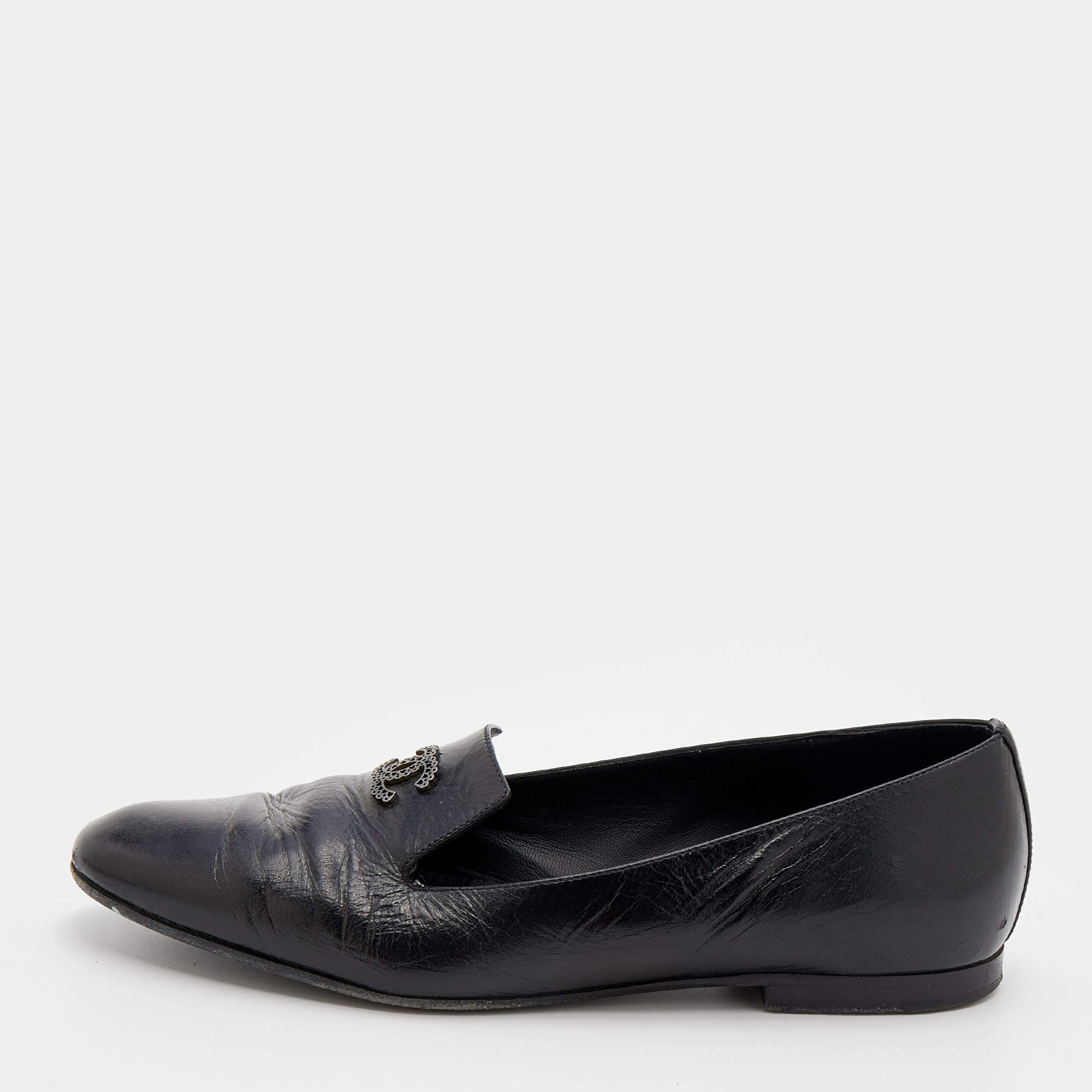 Pre Owned Chanel Black Leather CC Smoking Slippers Size 37