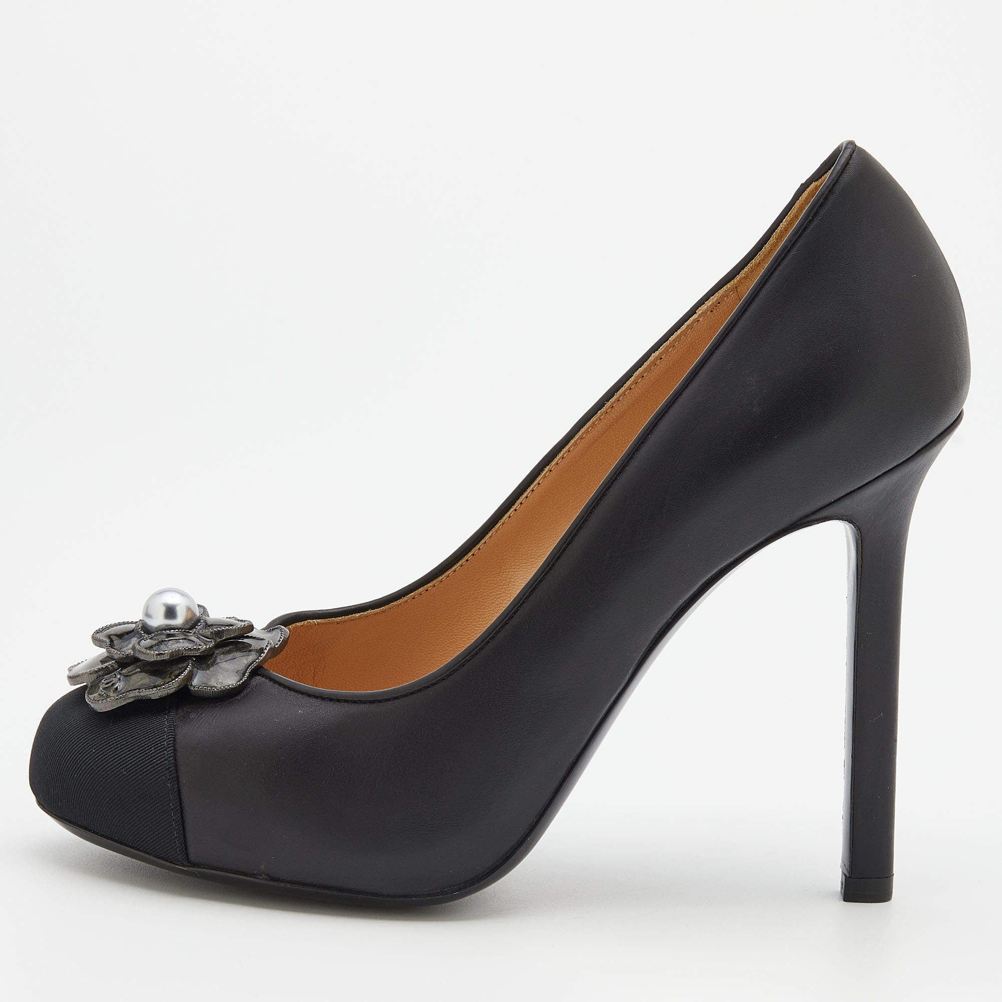 Pre Owned Chanel Black Leather And Fabric Cap Toe Camellia Pearl Embellished Pumps Size 35