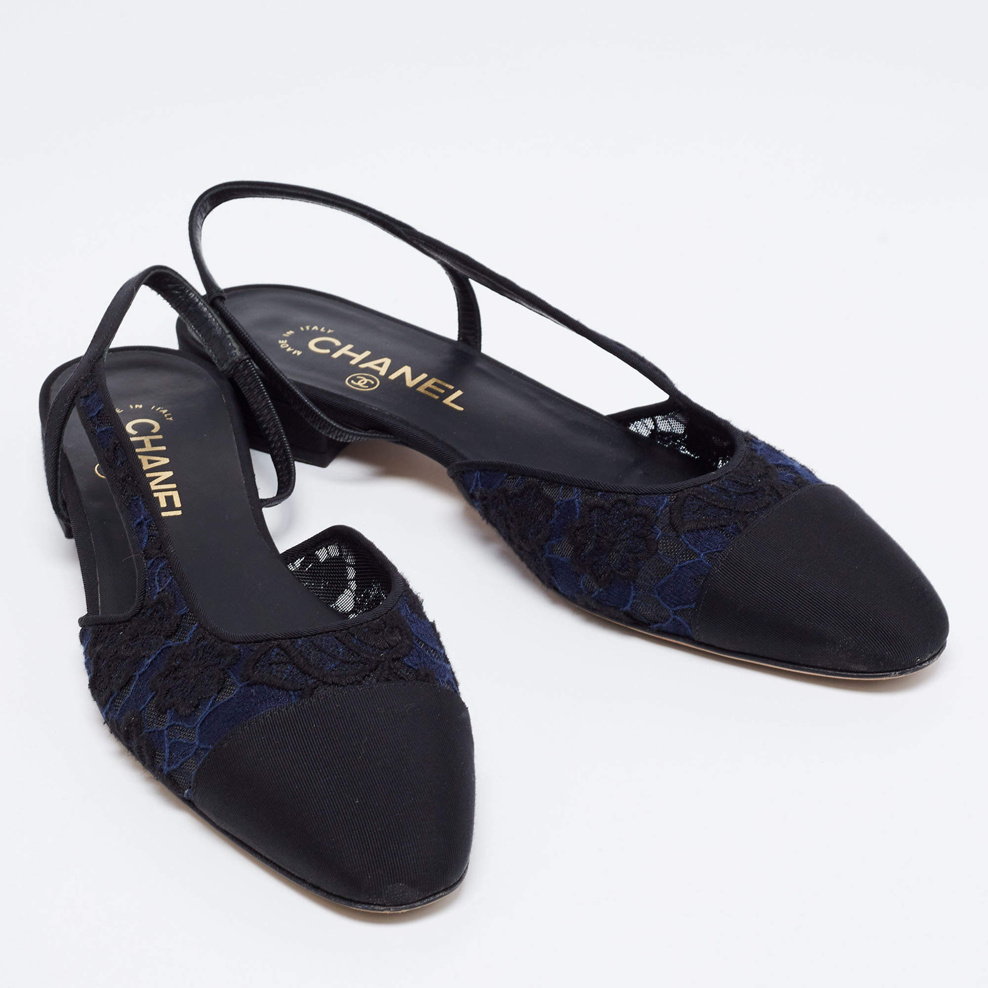 Chanel Black/Blue Lace and Fabric Cap-Toe Slingback Flats Size