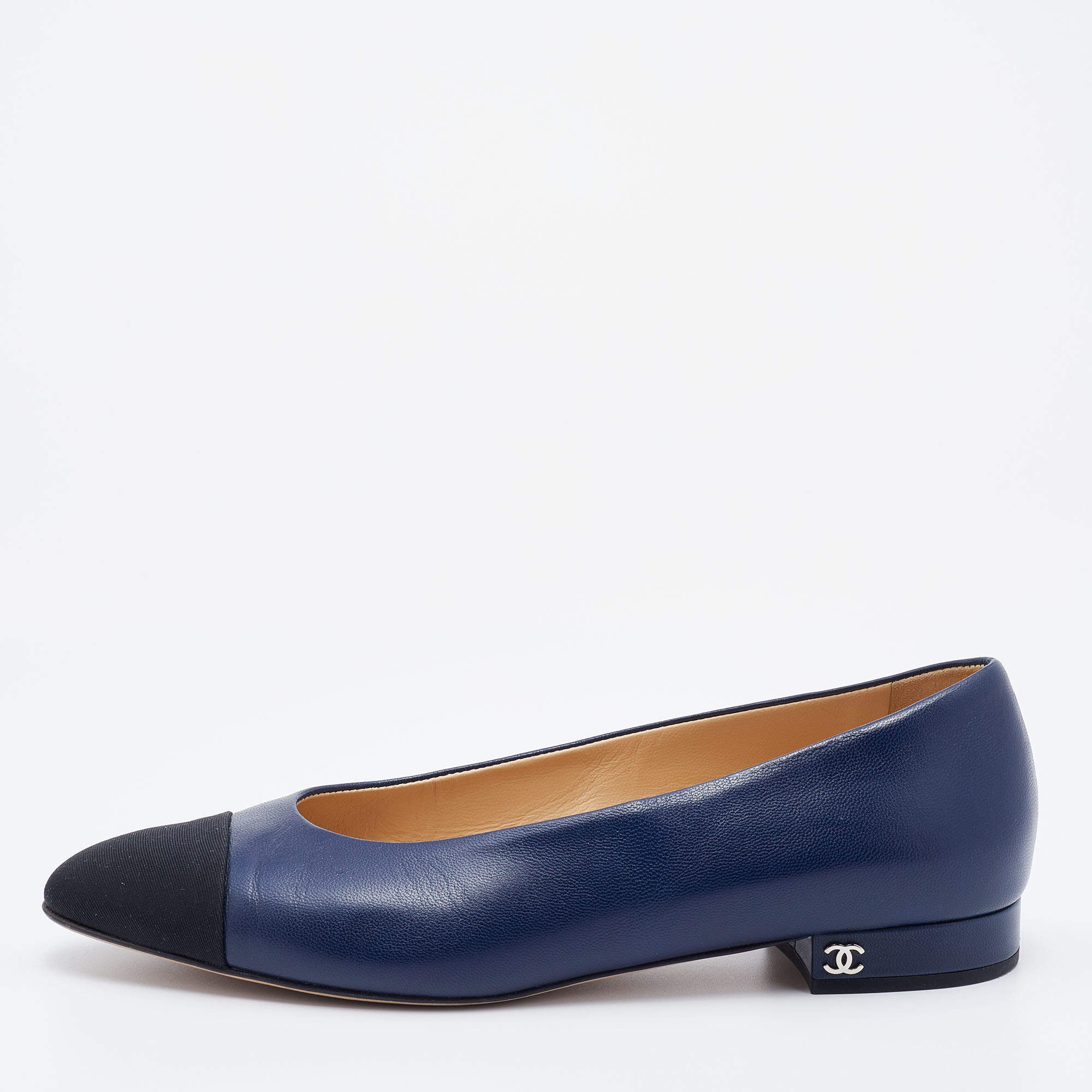 Chanel Blue/Black Leather and Fabric CC Cap Toe Ballet Flats Size 38
