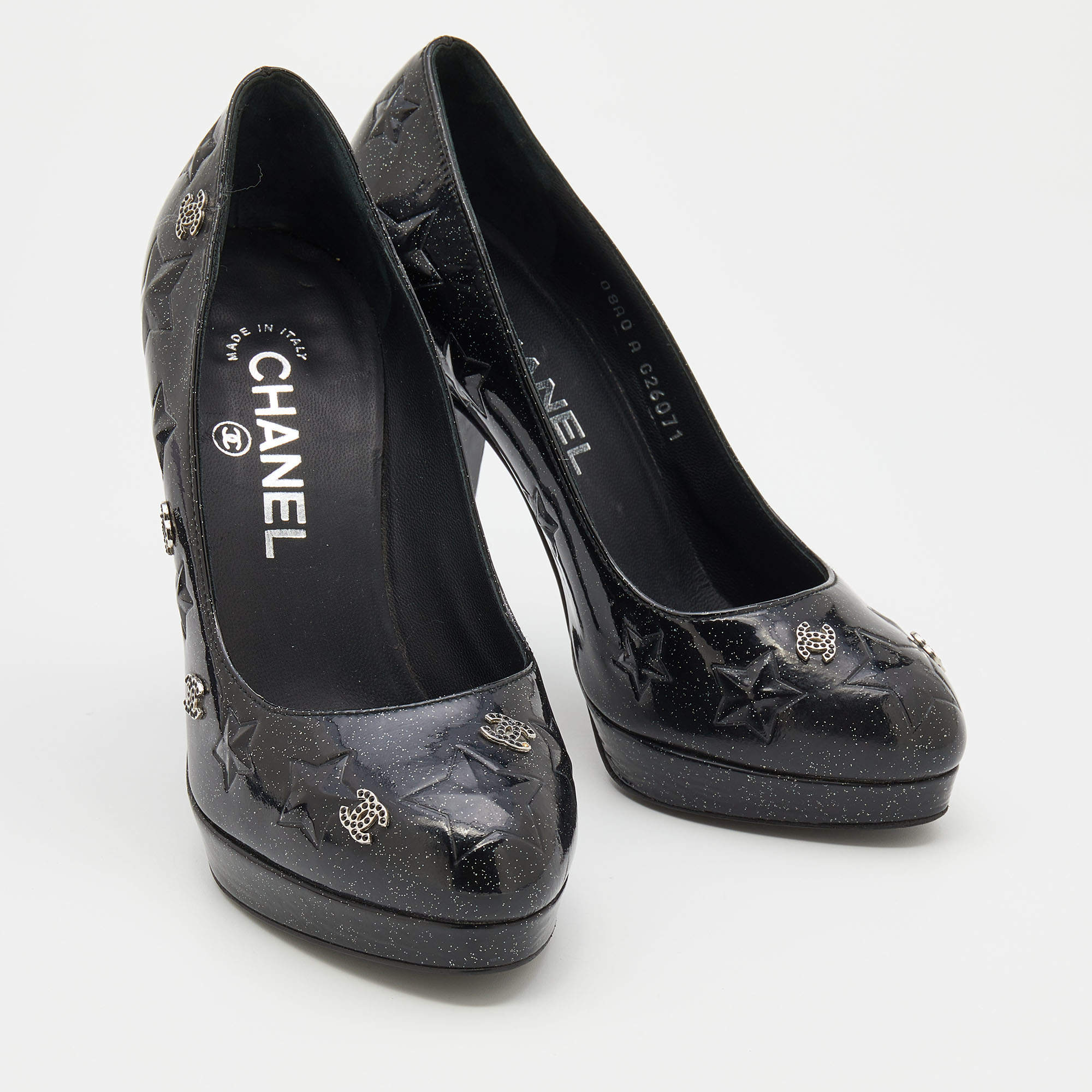 Chanel Black Glitter Star Embossed Patent Leather CC Embellished Pumps Size  36