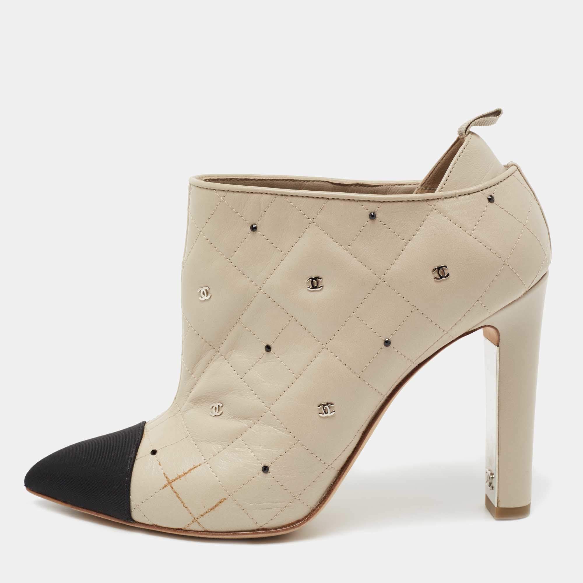 Chanel Grey/Black Quilted Leather and Fabric CC Embellished Ankle Boots Size 37