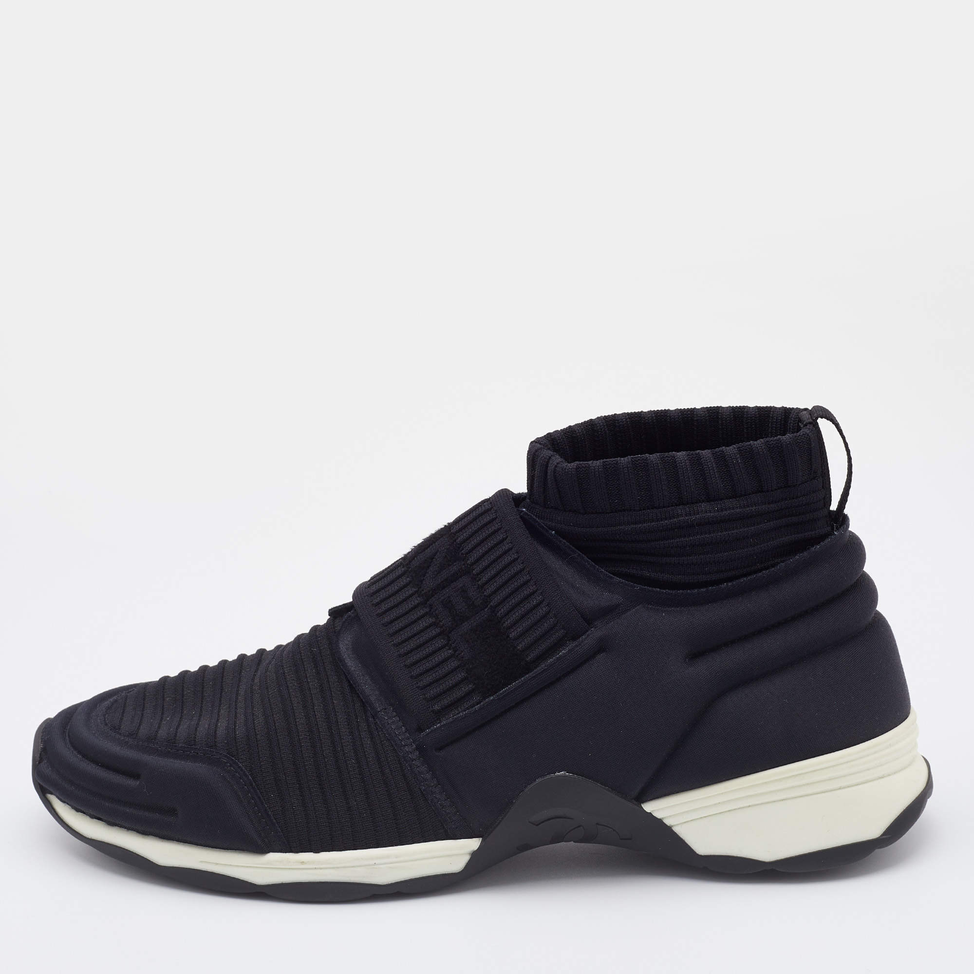 Pre Owned Chanel Black/Navy Blue Stretch Fabric Slip On Sneakers Size 37