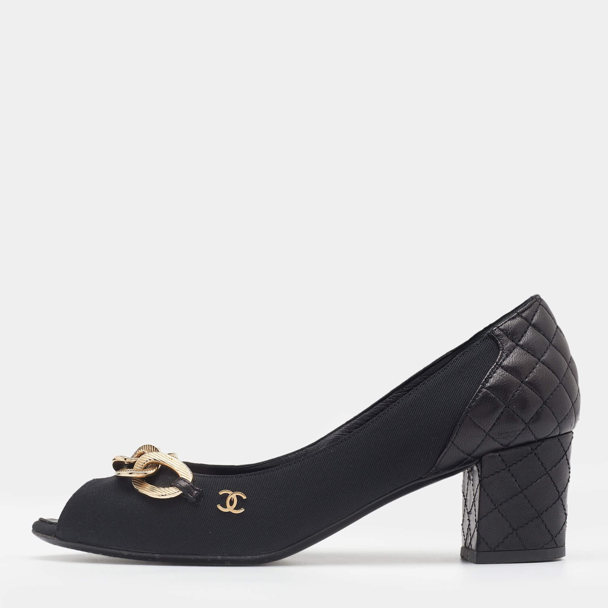 Pre Owned Chanel Black Leather and Fabric Chain Embellished Block Heel Pumps Size 35.5
